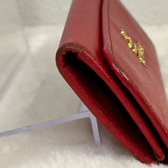 Prada Red Saffiano Leather 6-Key Holder - Picture 4 of 12